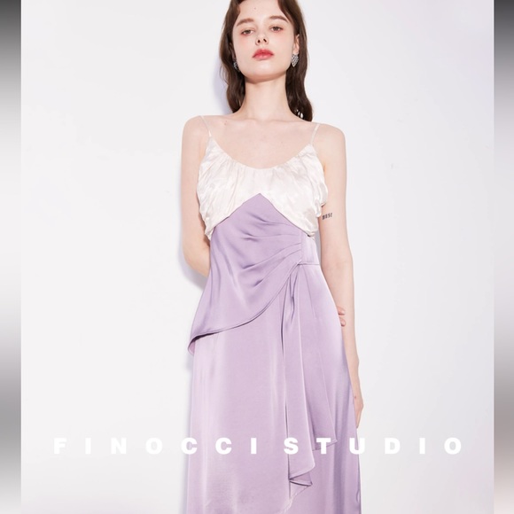 Dress - Picture 3 of 4